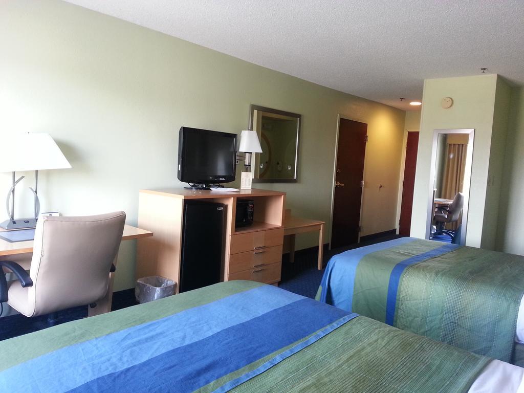 Park Inn By Radisson אלבני מראה חיצוני תמונה